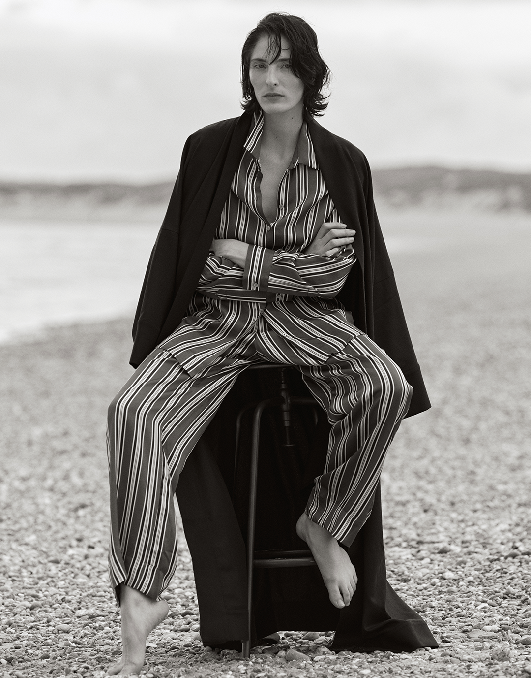 3 Ways to Layer Blazers and Structured Coats Over Silk Pyjama Tops Without Bulk