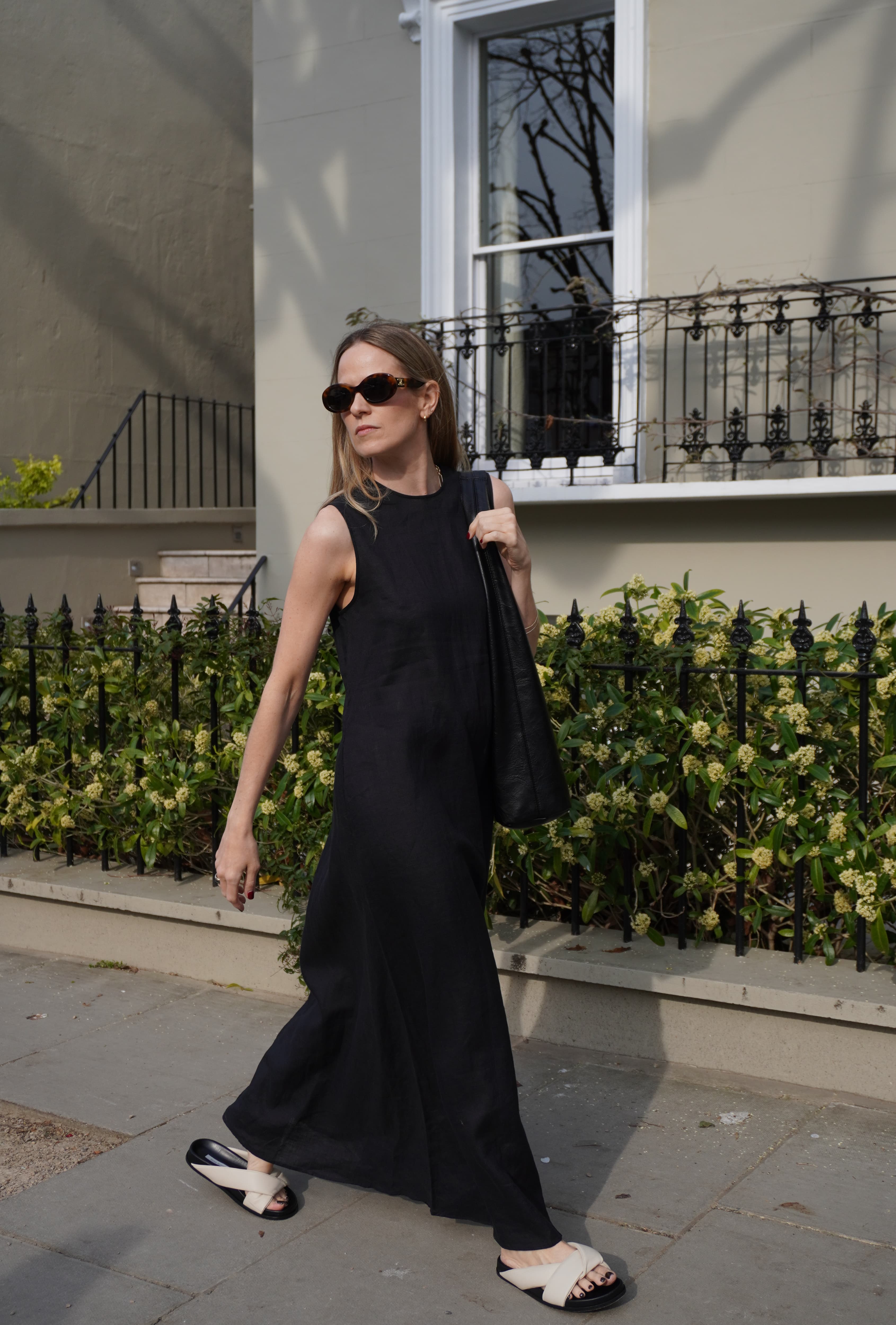 How to Style a Black Linen Dress for Errands, the Office, and Evenings