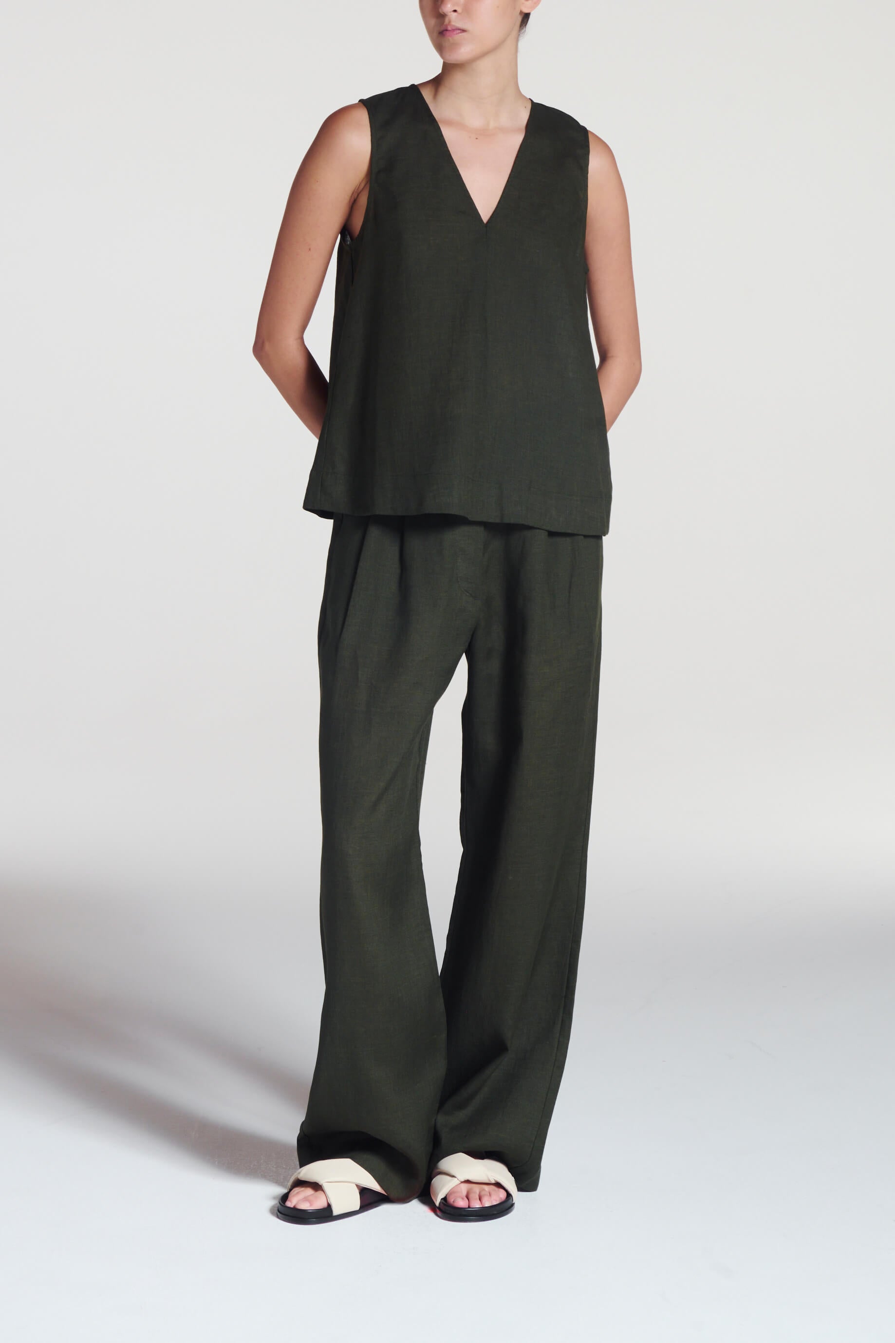 Manta Top Sea Moss Green Linen