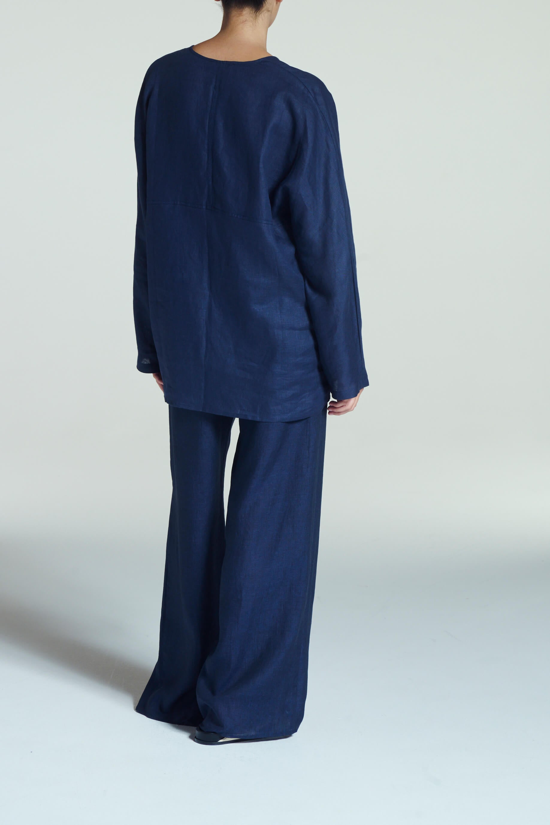 Aspen Top Ocean Navy Linen