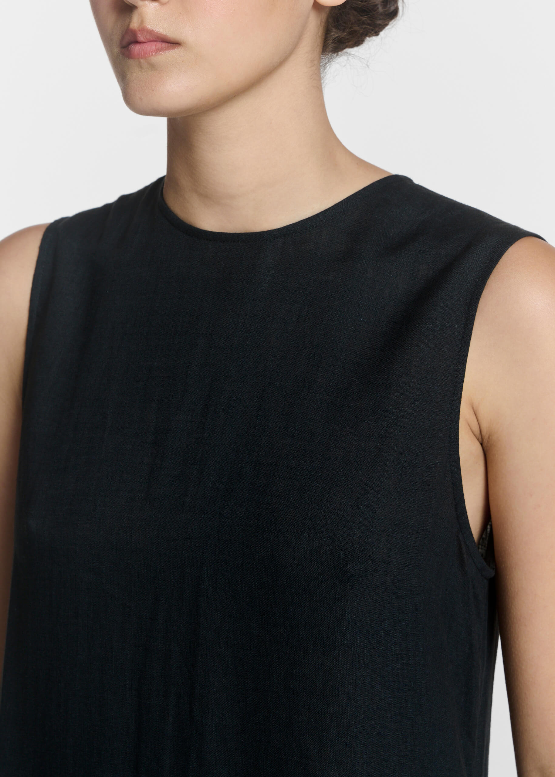 Tallin Maxi Dress Black Linen