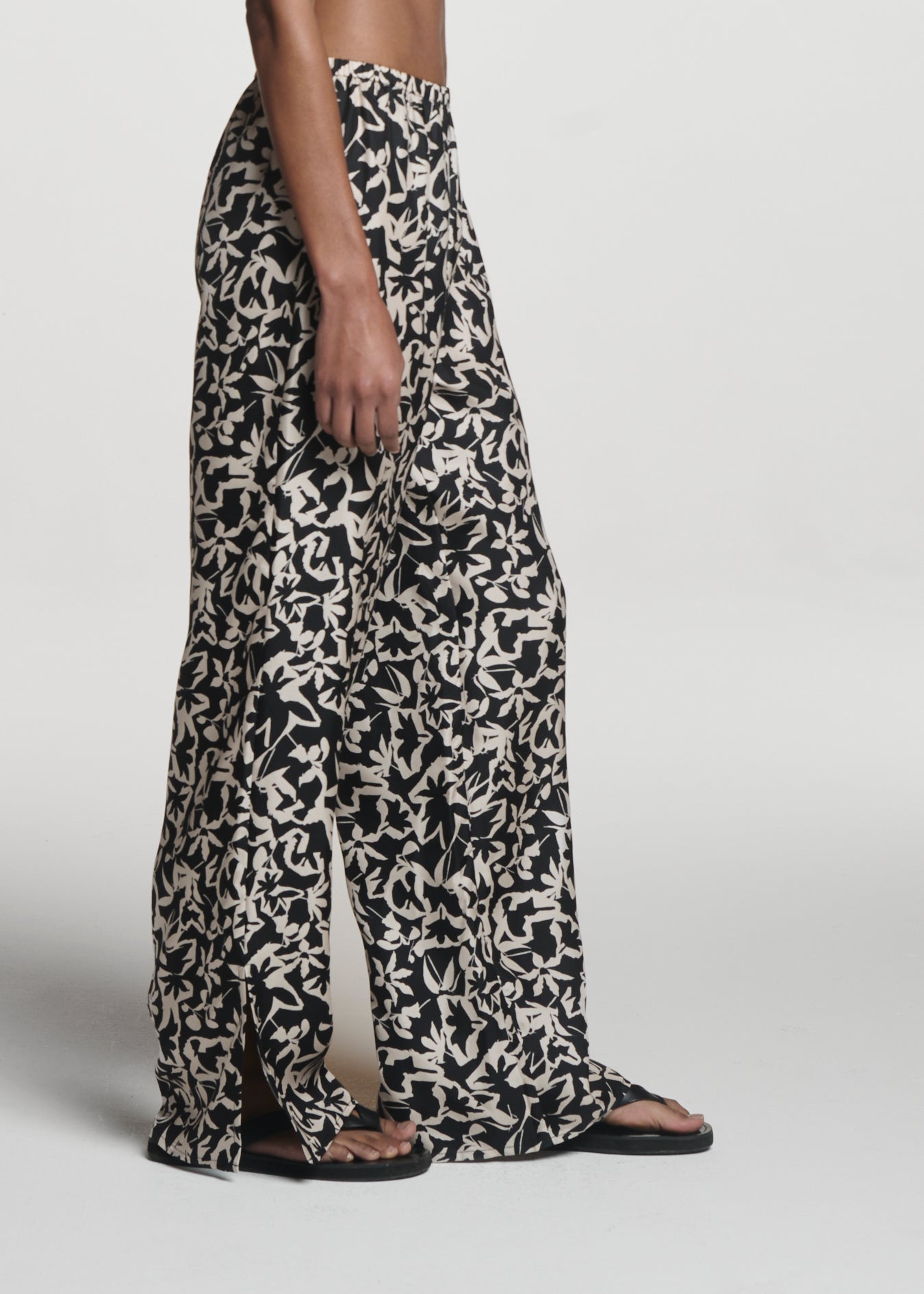 Loreto Trouser Abstract Garden Black Silk Twill