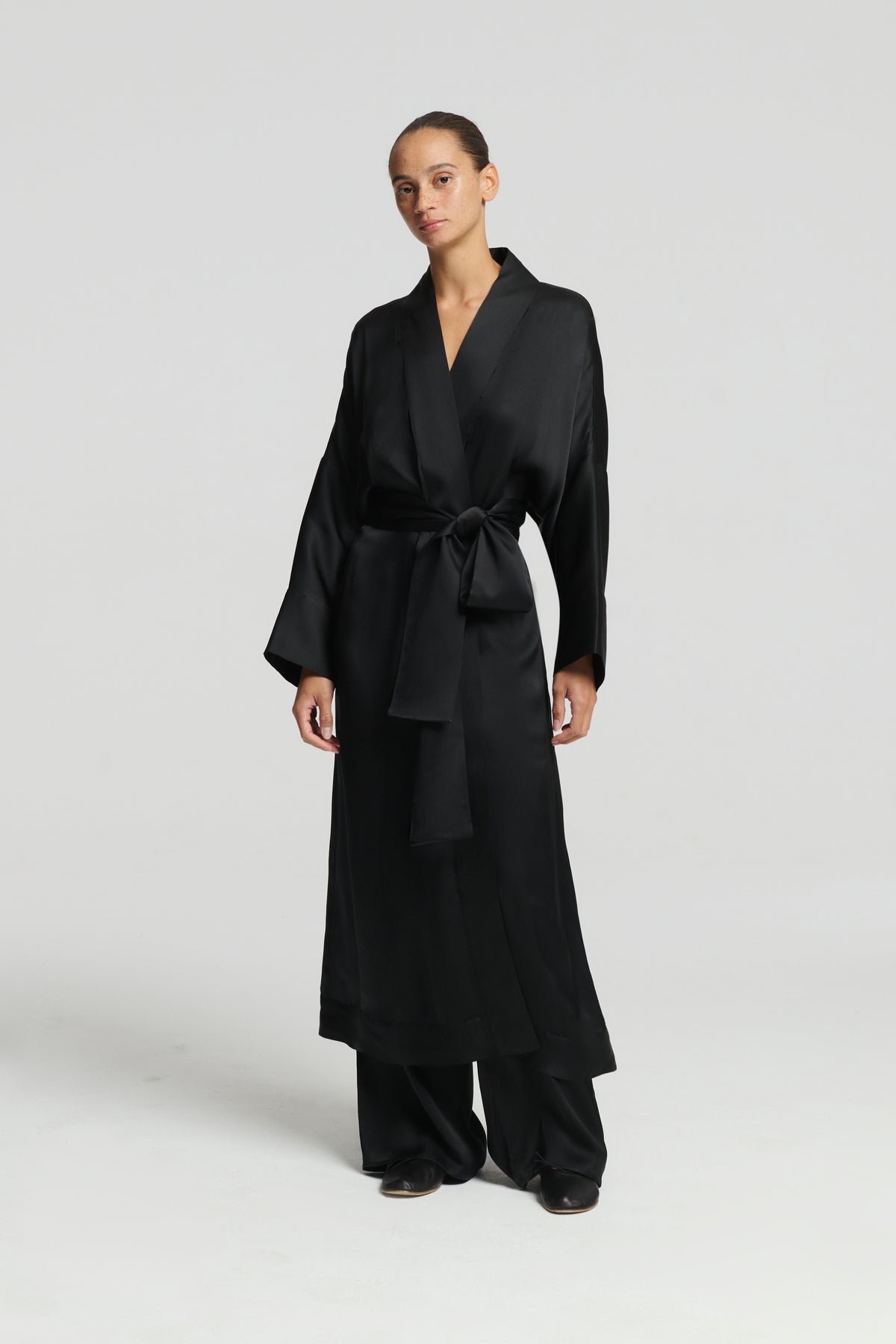 Lugano Robe Black Silk Satin