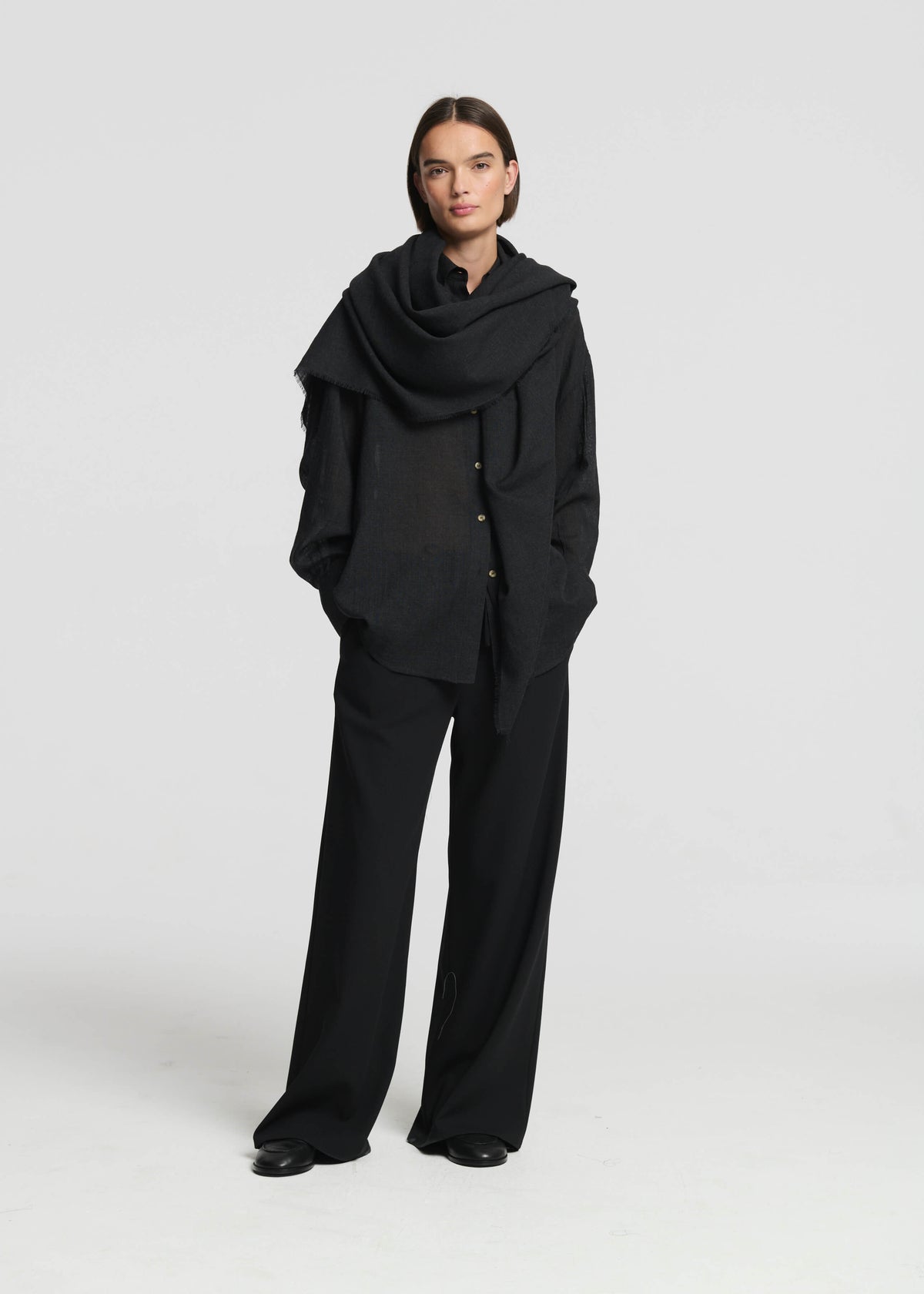 Wrap Charcoal 100% Virgin Wool