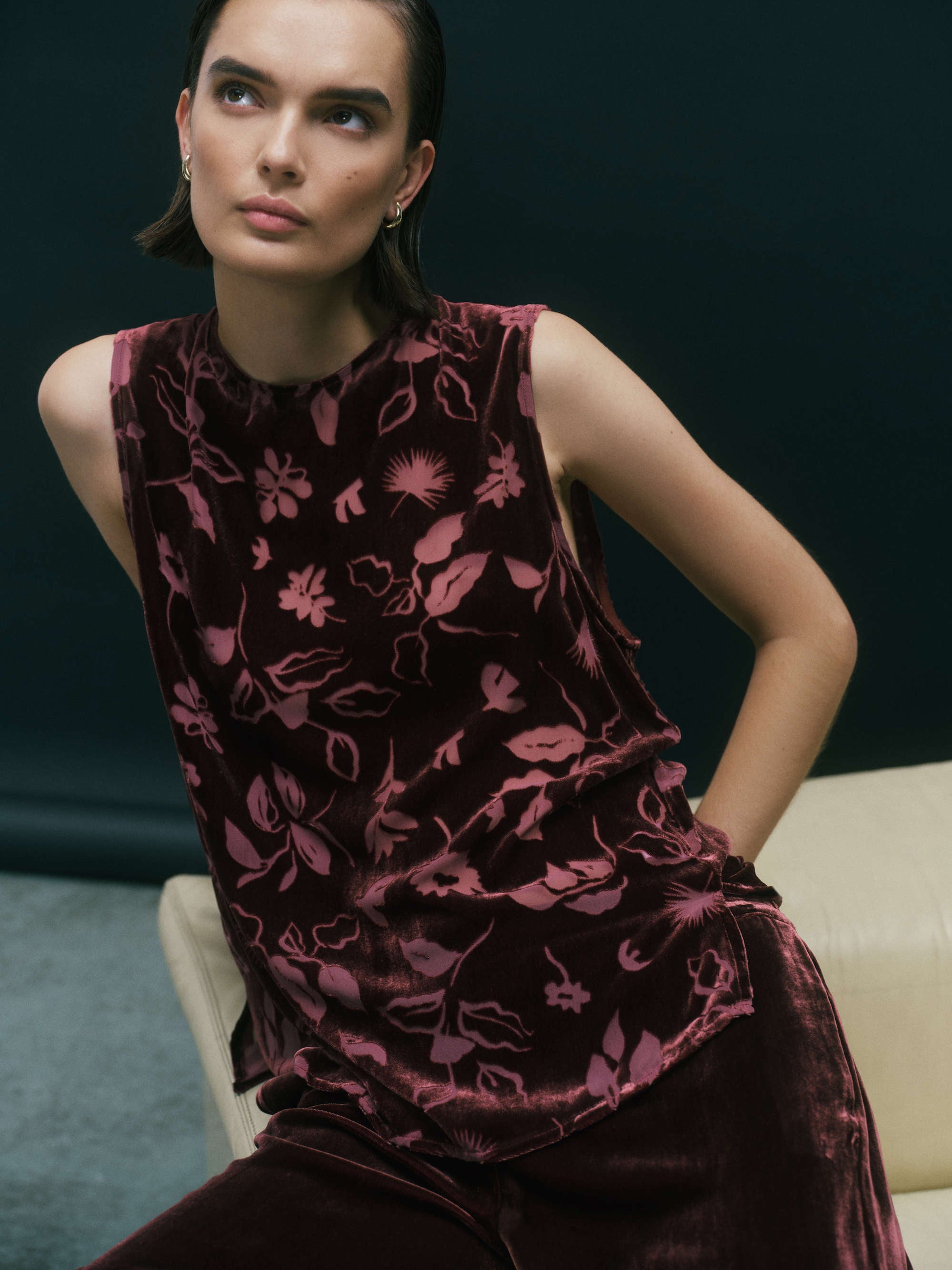 Trento Top Maroon Foliage Devore Velvet