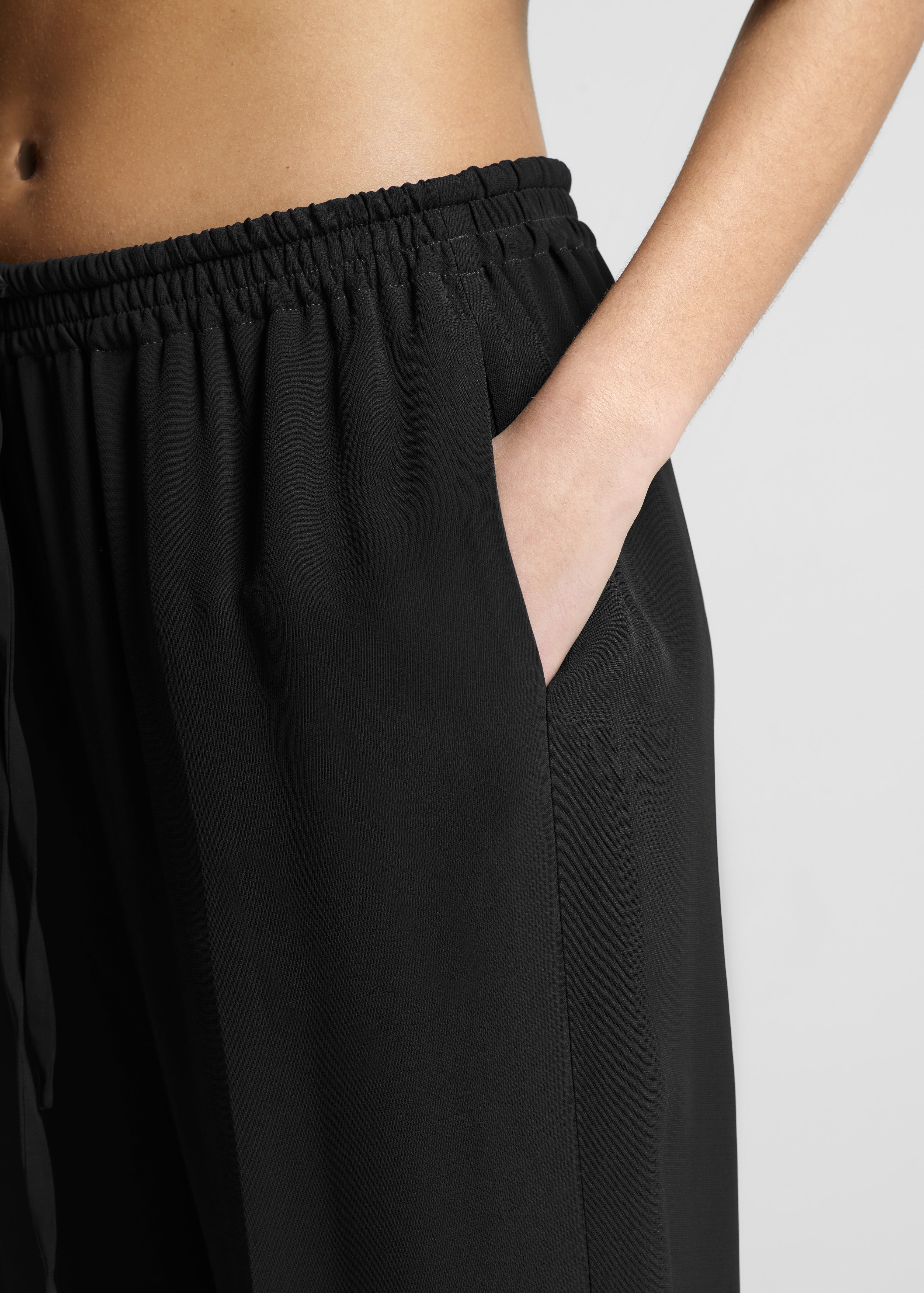 Aurelia Trouser Black Textured Viscose Crepe