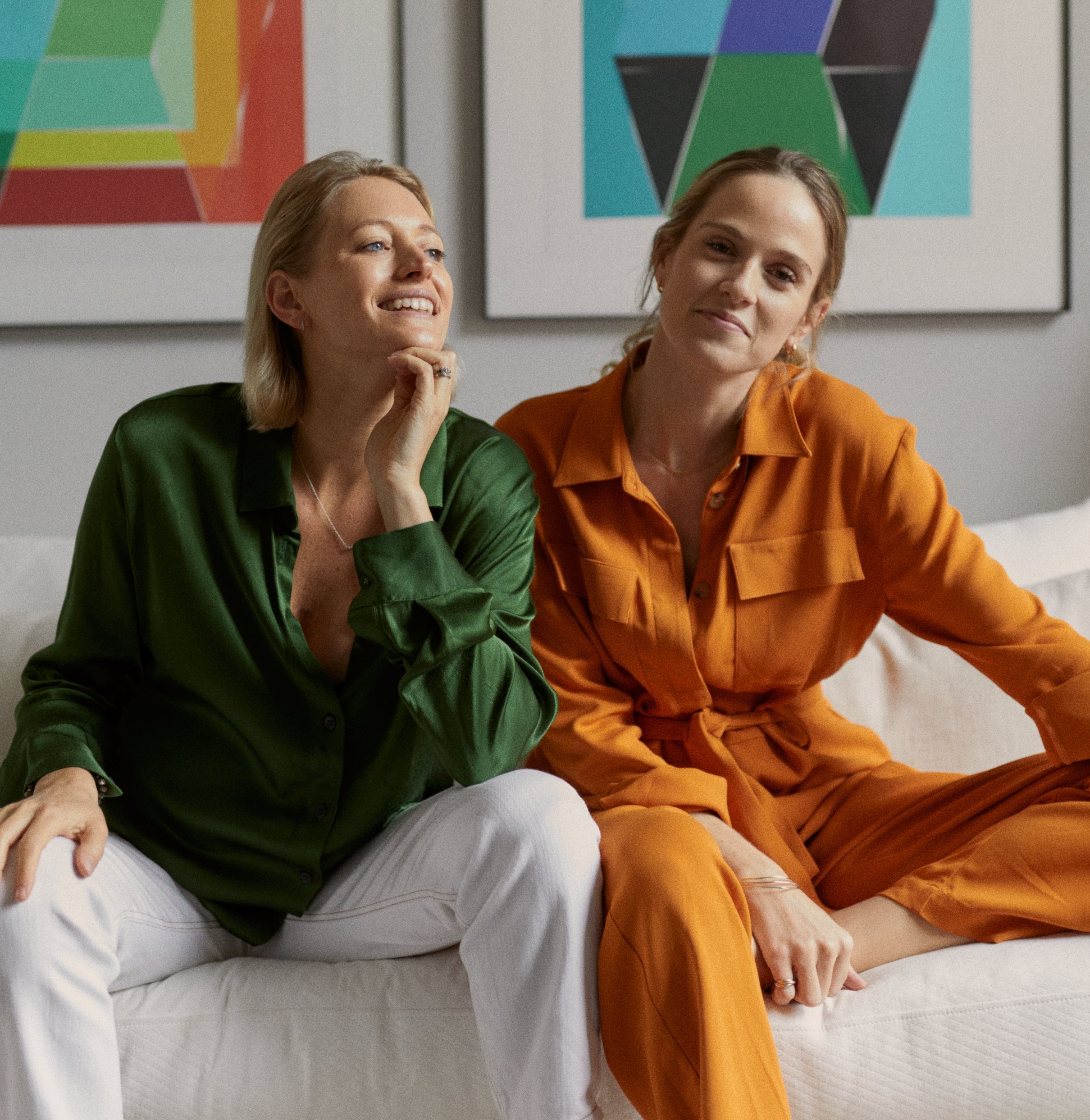 How to Style Tops with White Linen Trousers: Fabrics, Silhouettes, and Outfit Ideas