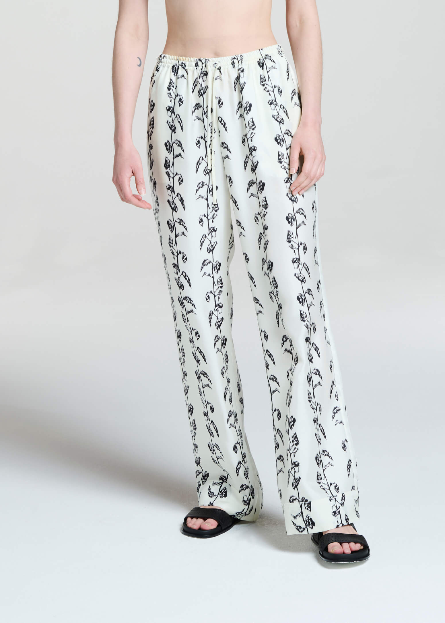 Aurelia Trousers Ecru Vine Silk Twill