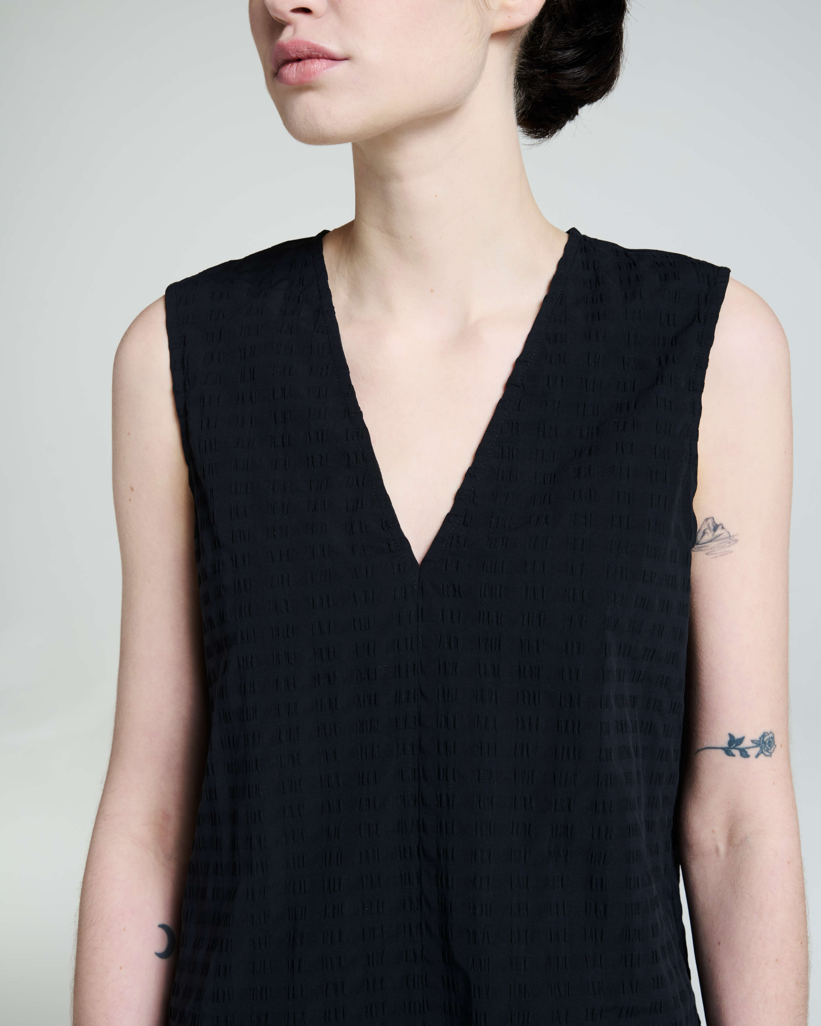 Phoebe Top Black Textured Cotton