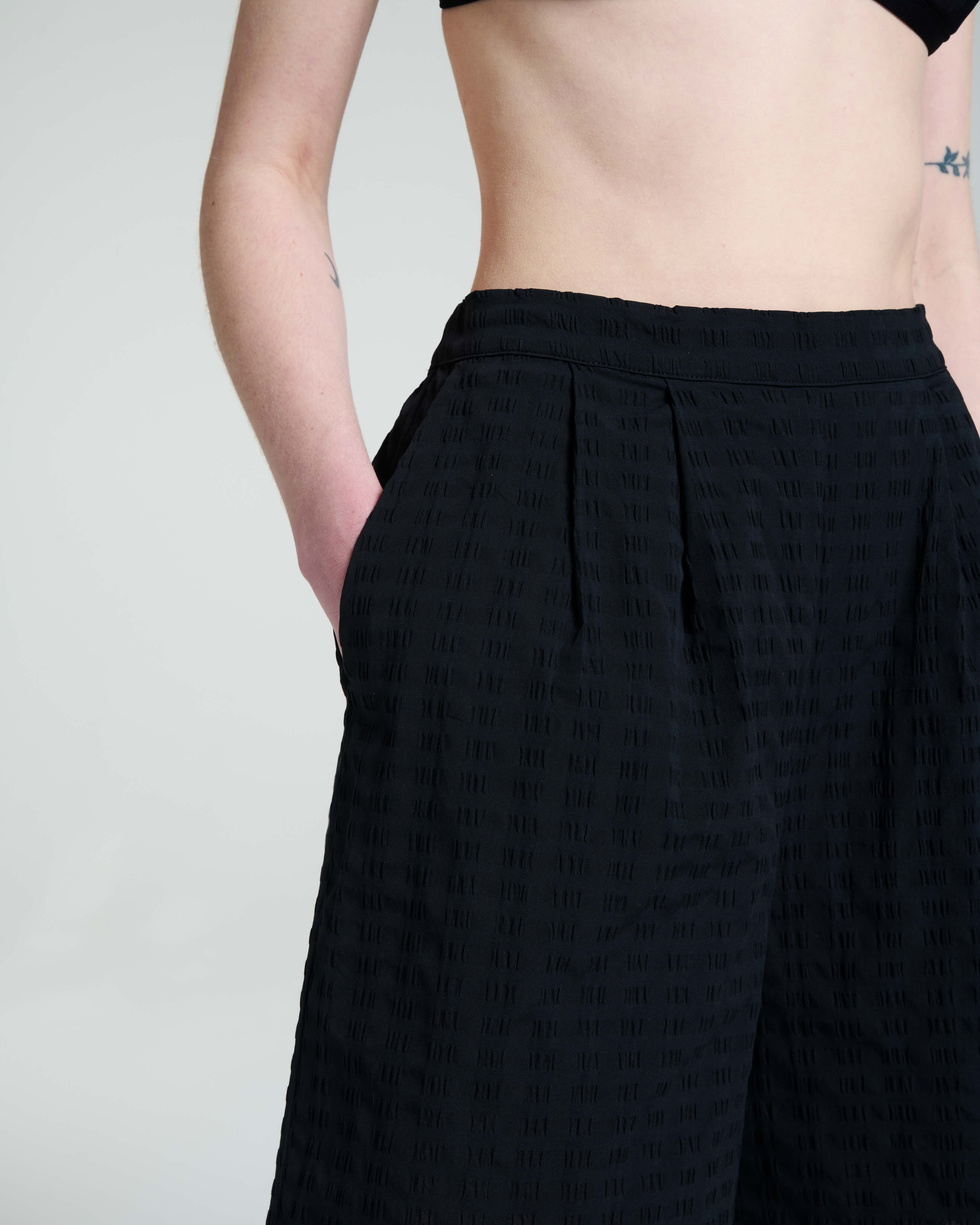 Carros Short Black Textured Cotton