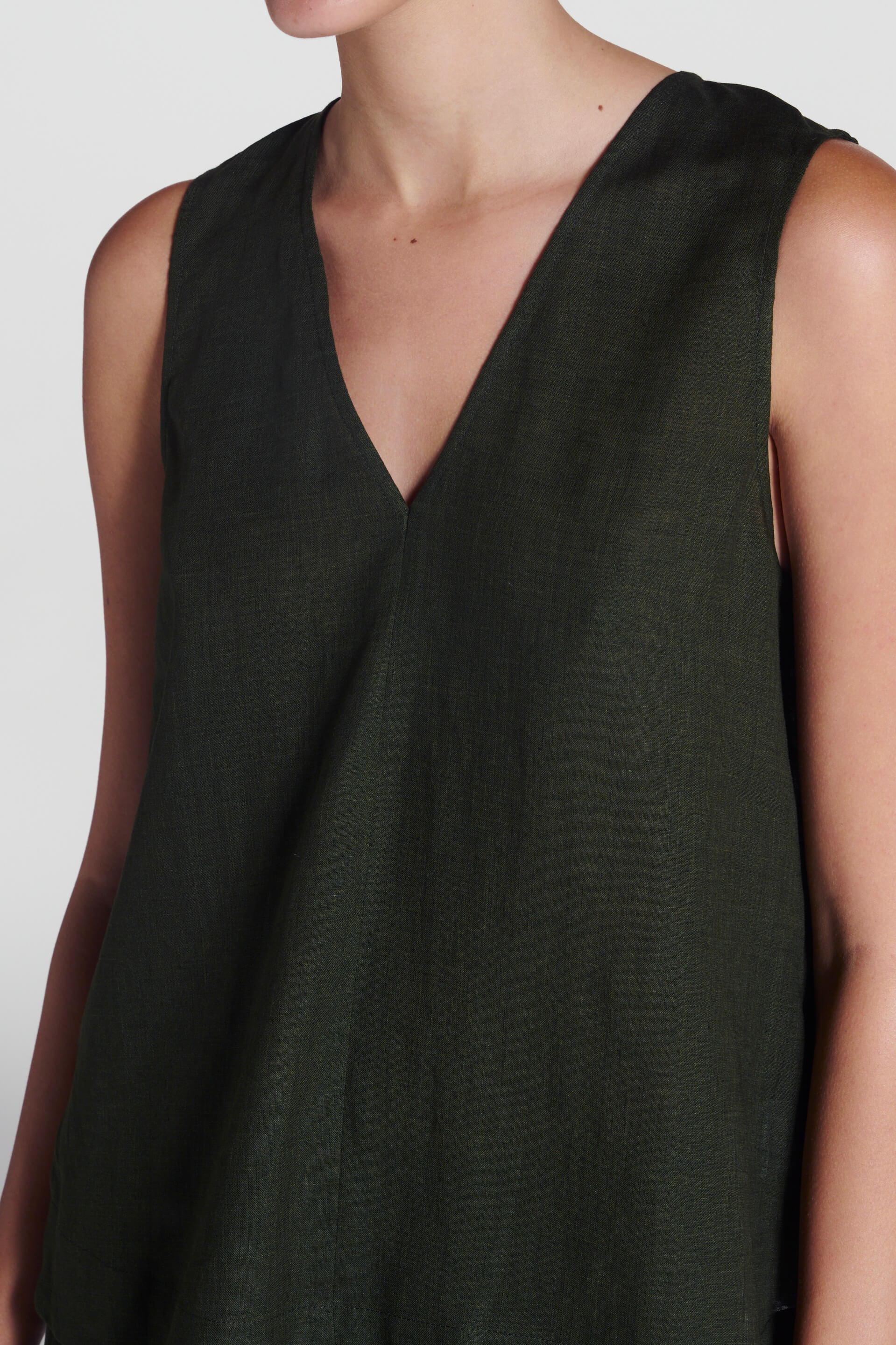 Manta Top Sea Moss Green Linen