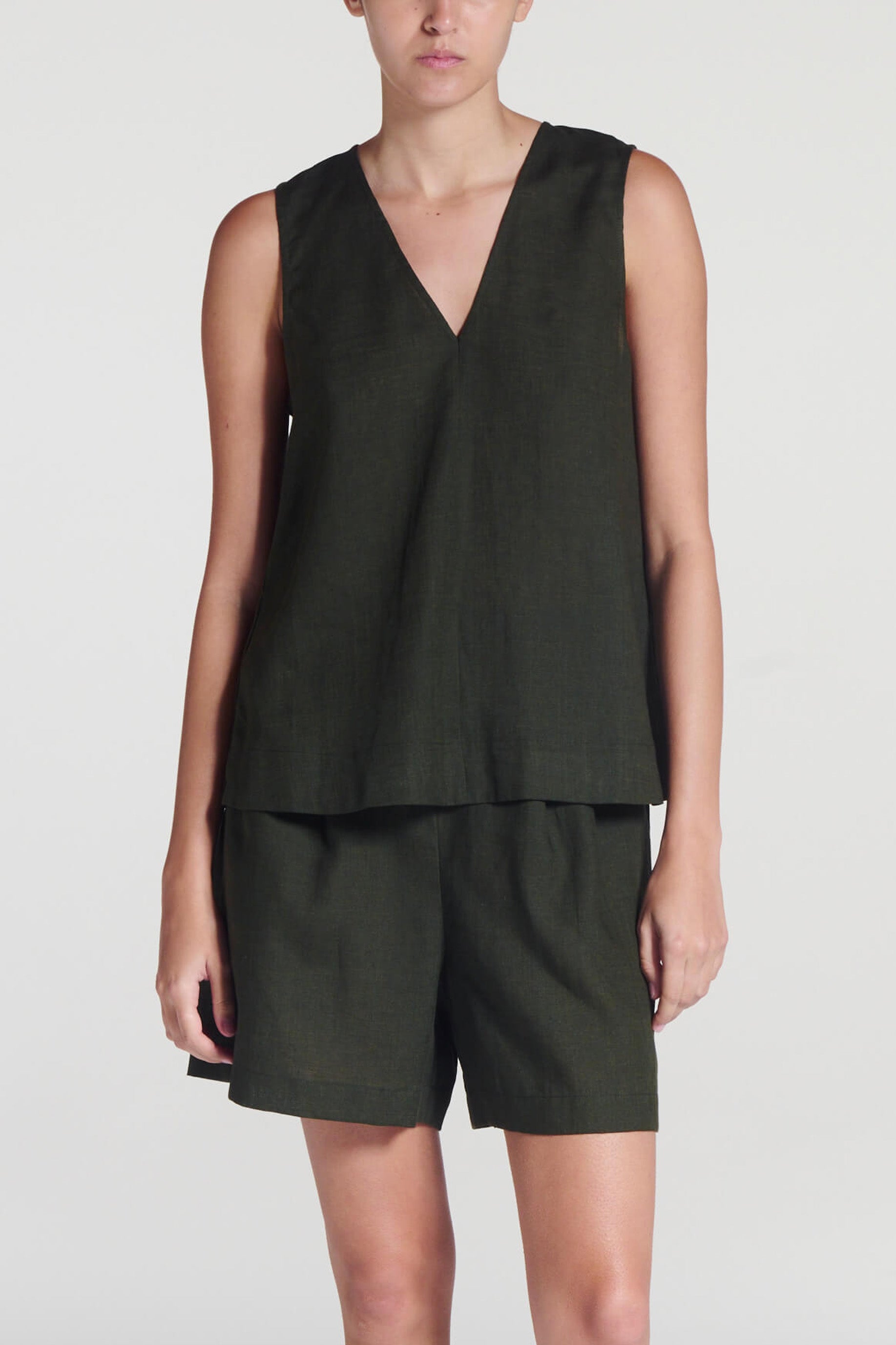 Manta Top Sea Moss Green Linen