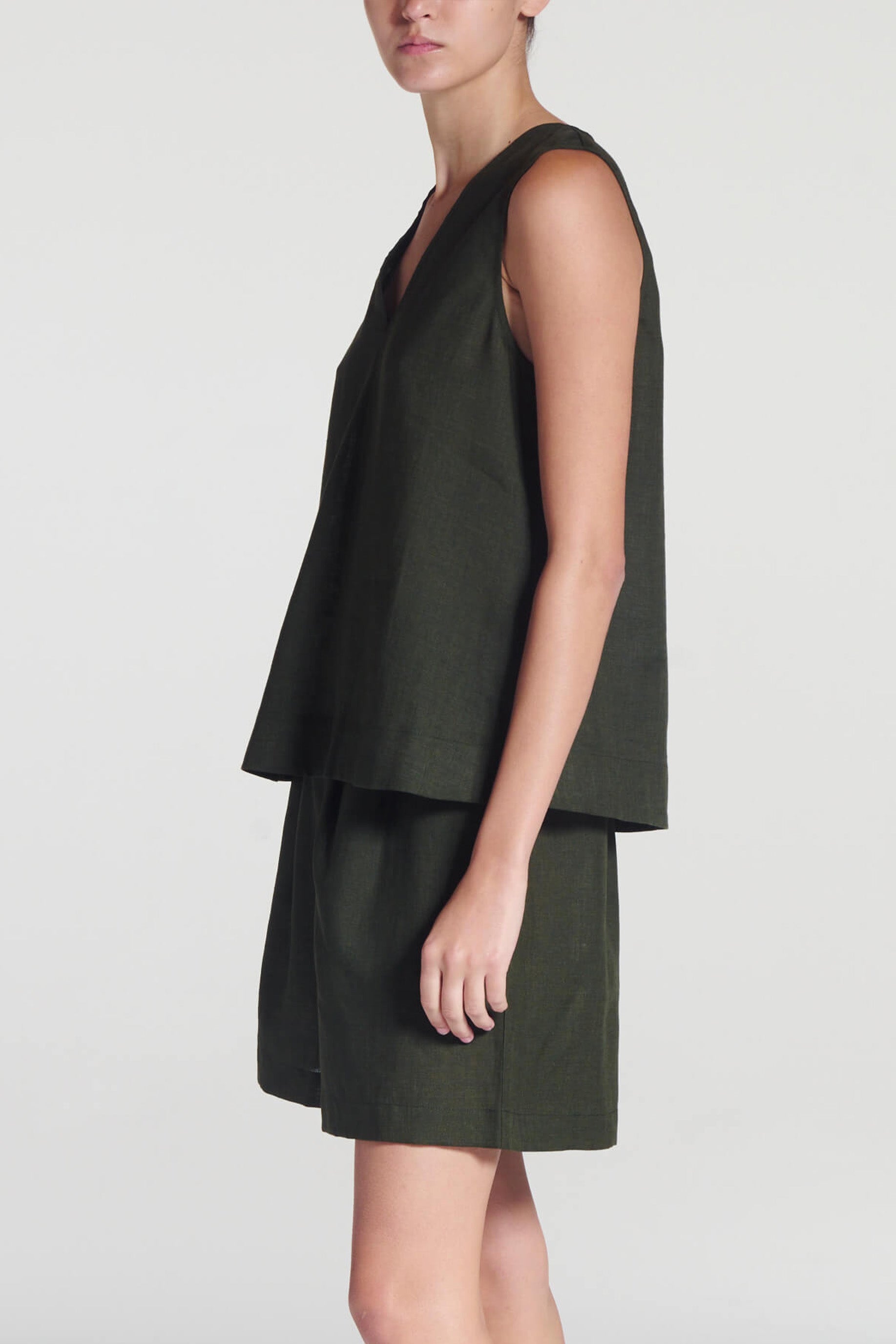 Manta Top Sea Moss Green Linen