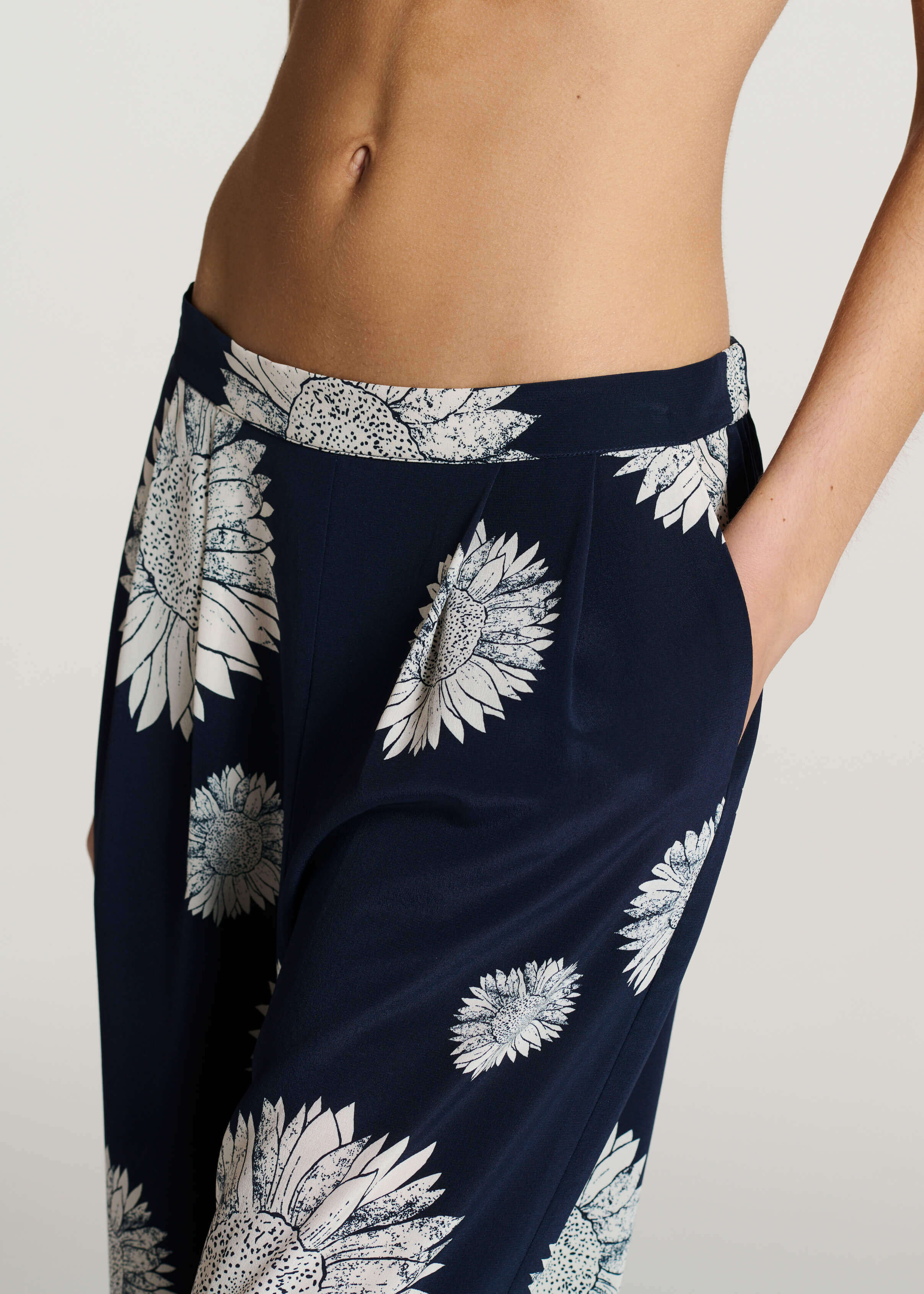 Isola Trouser Navy Sunflower Silk Crepe