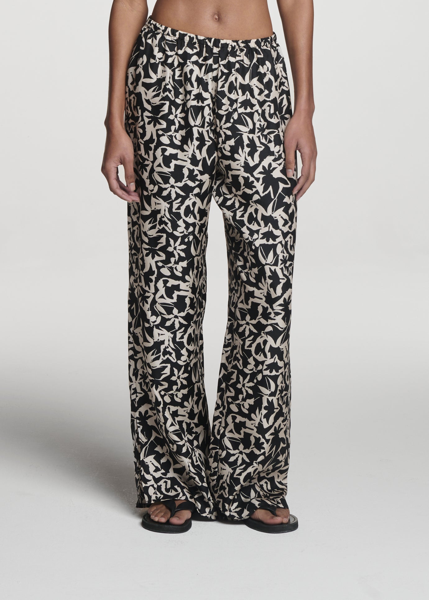 Loreto Trouser Abstract Garden Black Silk Twill