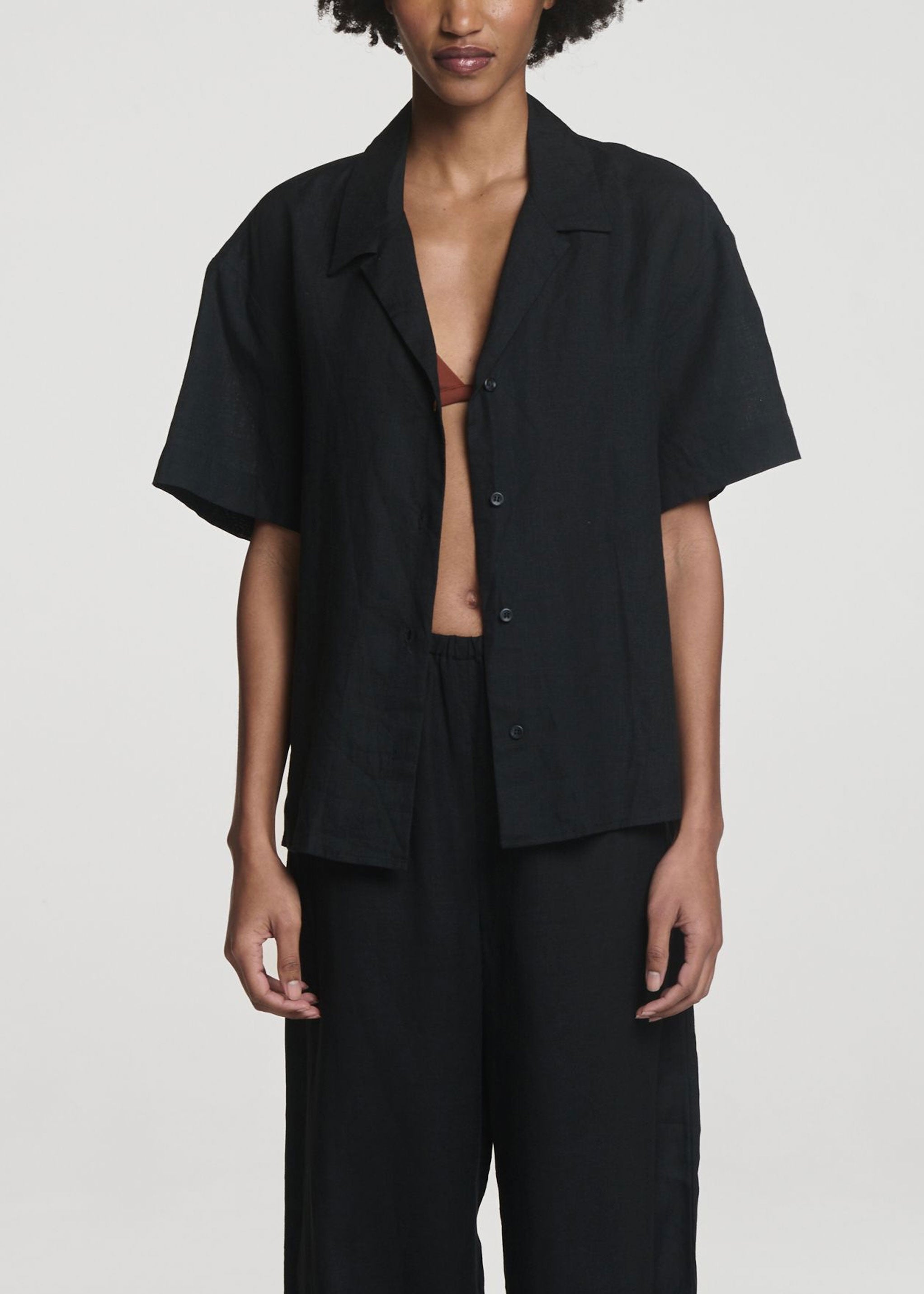 Prague Shirt Black Organic Linen