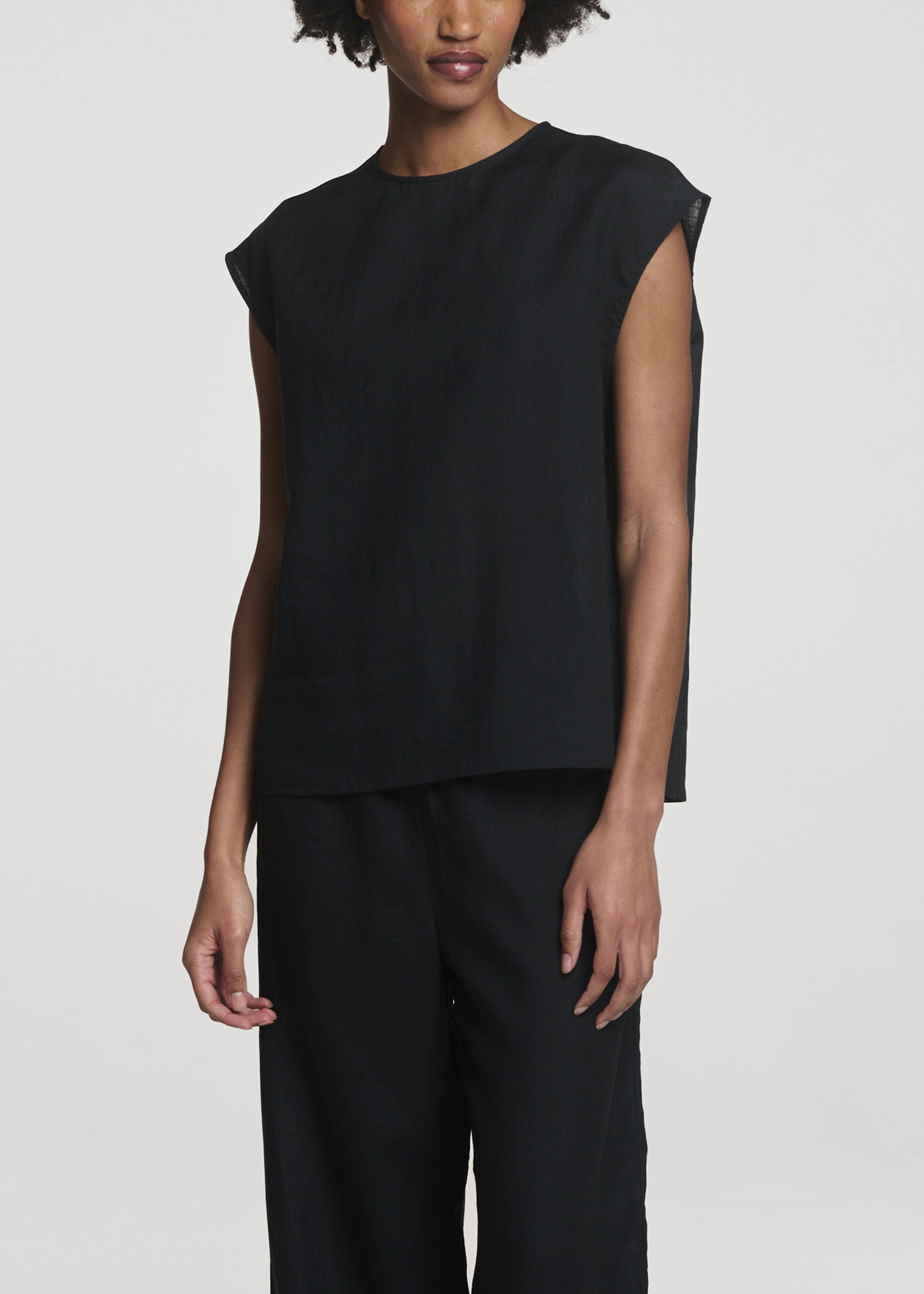 Dasha Sleeveless Top Black Organic Linen