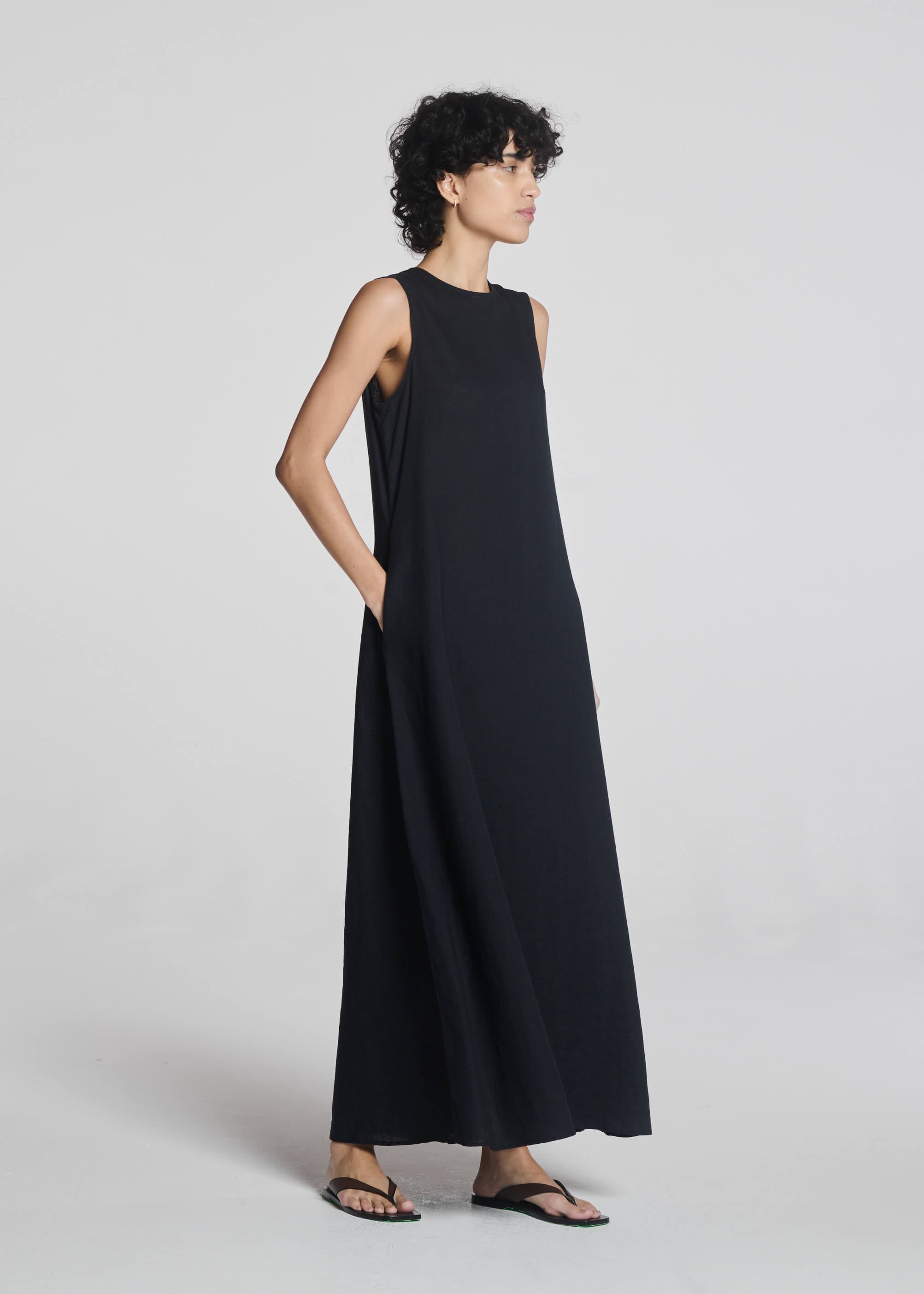 Tallin Maxi Dress Black Linen