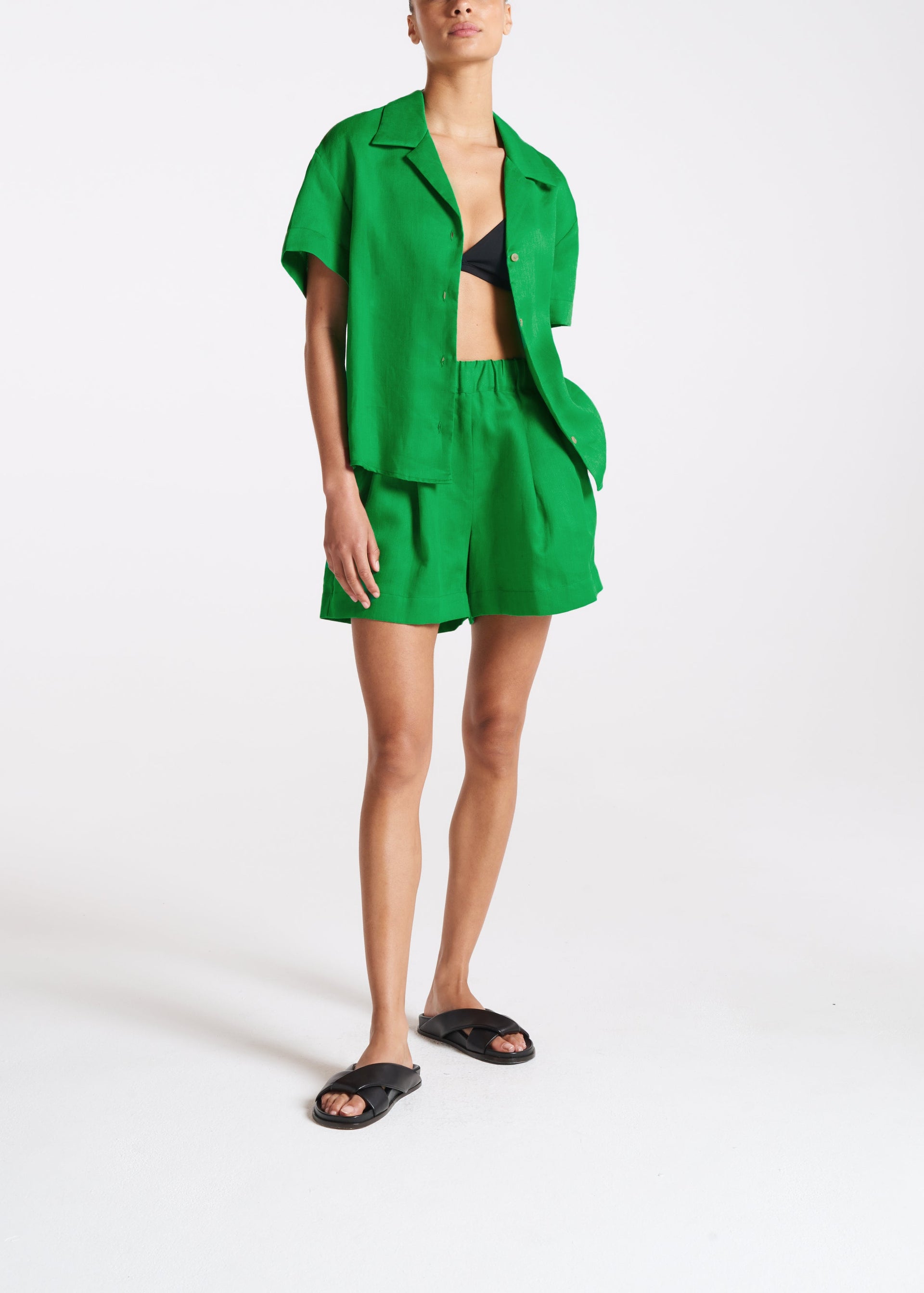 Zurich Short Apple Lightweight Linen