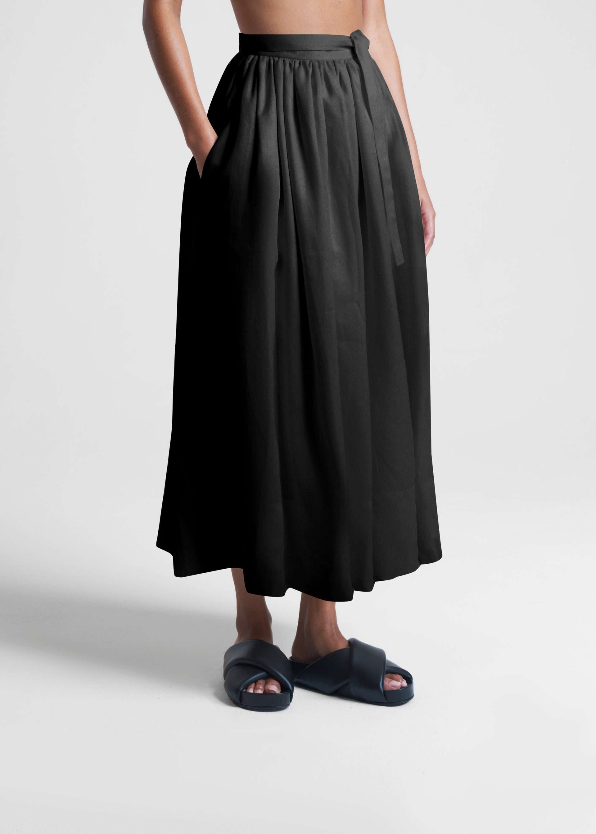 Coco Black Heavy Linen Skirt