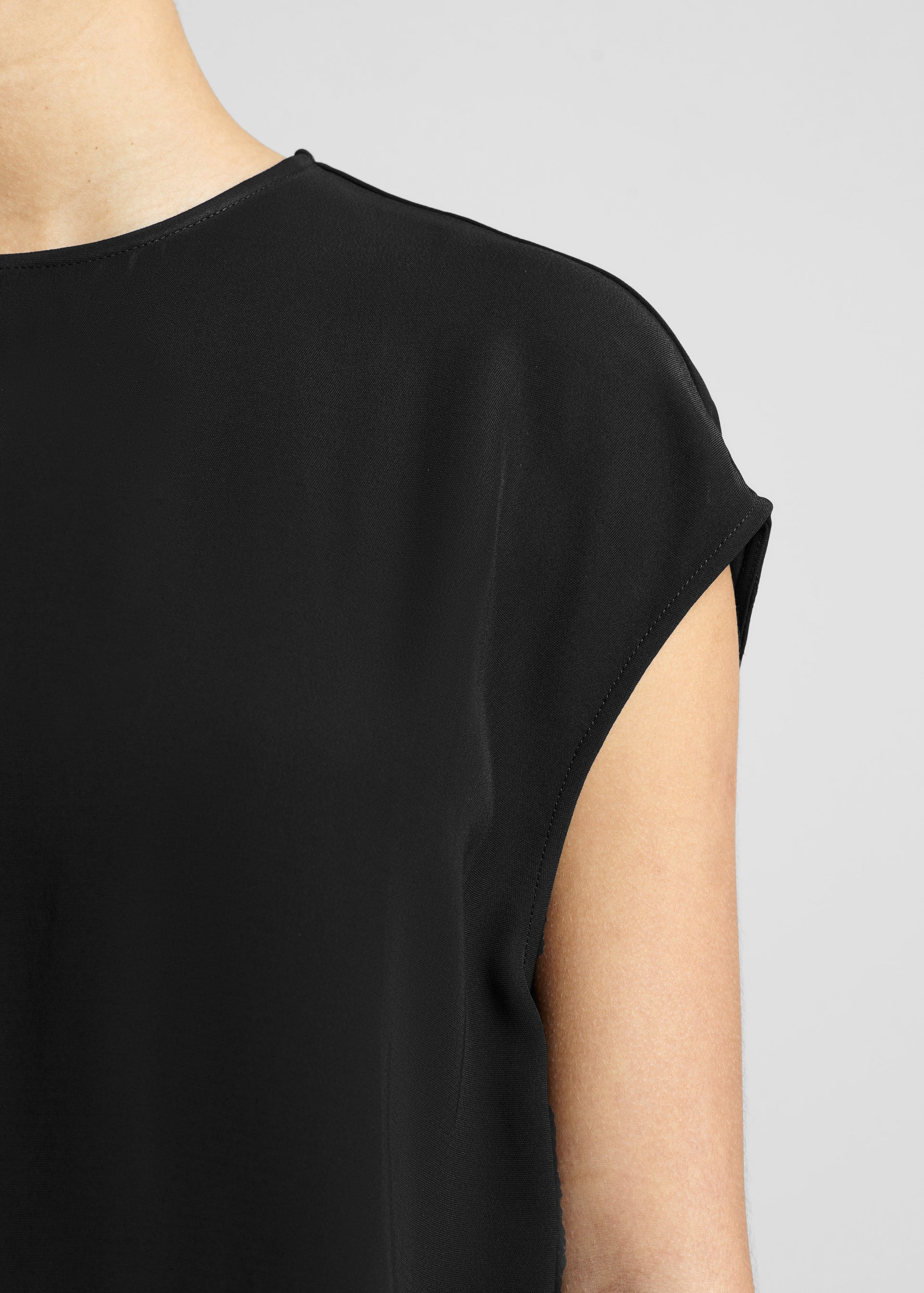 Dasha Sleeveless Top Black Viscose Crepe